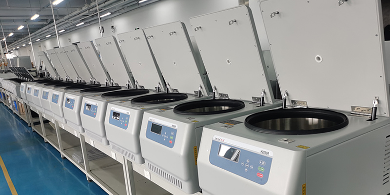 ميزات أجهزة الطرد المركزي المنضدة عالية السرعة لسطح المكتب